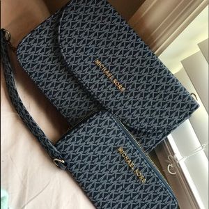 Michael Kors shoulder bag n matching wallet